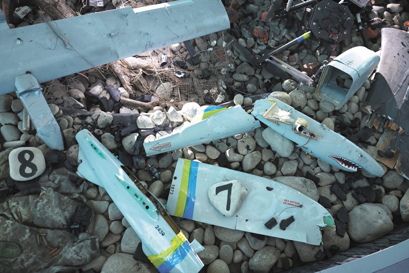 Обломки украинского разведывательного БПЛА Shark.
